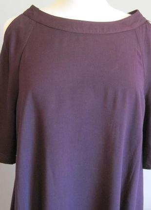 Платье асимметричное "трапеция" фиолетовое с вырезами по плечам , м3 фото