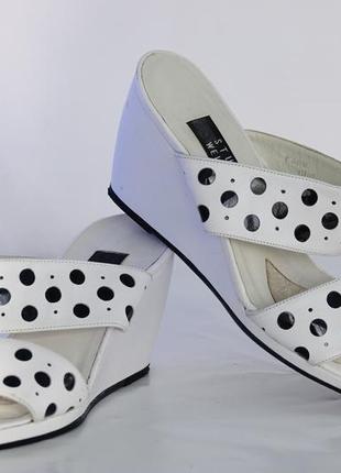 Босоніжки stuart weitzman