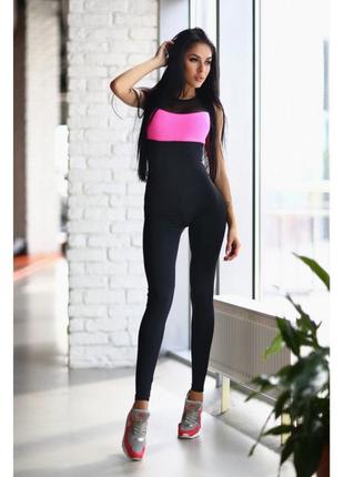 Спортивный комбинезон designet for fitness