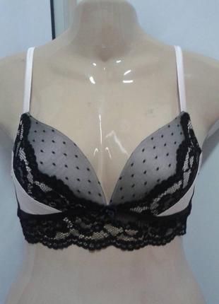 Бюстгальтер без кісточок від new look 12 євро 40