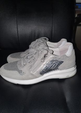 Кросівки оригінал