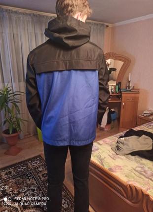 Стильна куртка