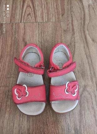 Кожаные сандали, босоножки, clarks, можно для двойни, близнецов