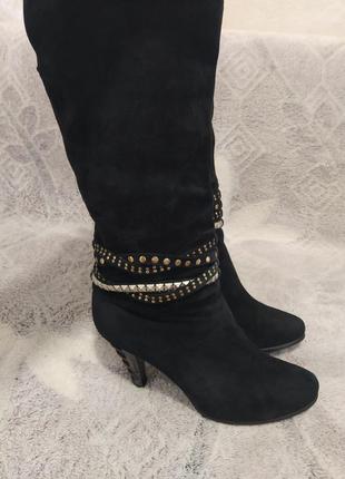 Чорні зимові сапожки на каблучку, mallanee