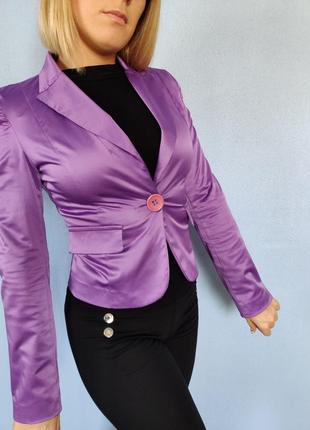 Атласний піджак