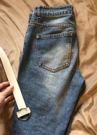 Джинсы
