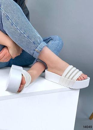 Шльопанці3 фото