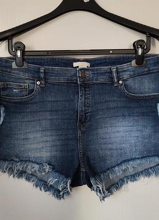Шорты с бахромой