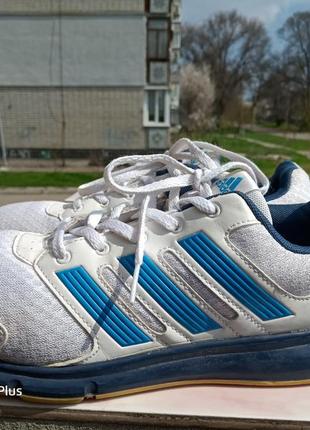 Комфортные кроссовки adidas1 фото