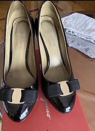 Туфли salvatore ferragamo