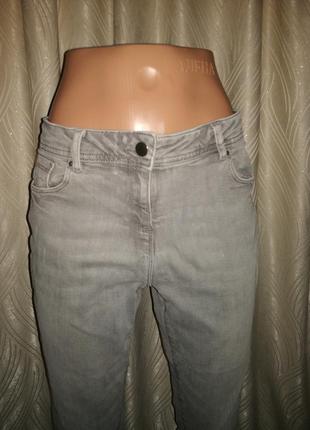 Классические серые джинсы с потертостями скини (skinny jeans ) марки tu6 фото