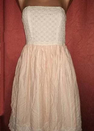 Красивое , нежное  платье - бюстье с вышивкой от hm1 фото
