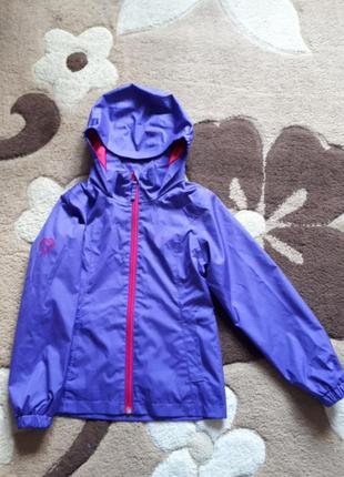 Куртка,вітровка на дівчинку
