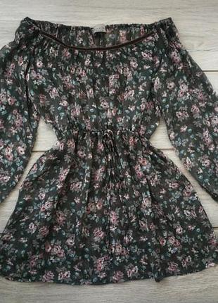 Гипюровпя блузка в квітковий принт