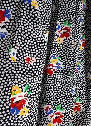 Легкая винтажная юбка в мелкий цветочный принт(размер 14-16)4 фото