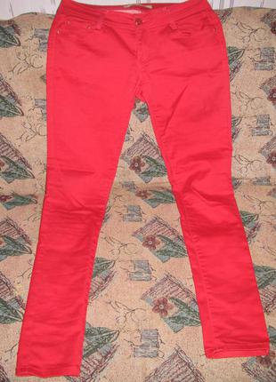 Класні червоні штани в облипку 40 розміру в ідеальному стані.1 фото