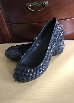 Балетки, кроксы crocs