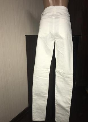 Белые кремовые джинсы классика высокая посадка5 фото
