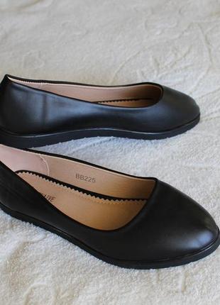 Черные туфли, балетки 36, 37 размера1 фото