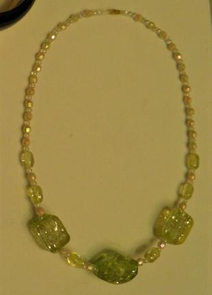 Ожерелье, с крупными бусинами из люцита2 фото