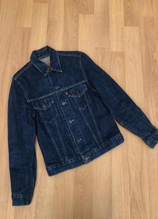 Джинсовая курточка levis, оригинал, удобная, практичная1 фото