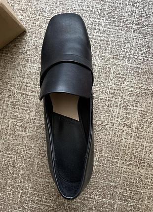 Лофери чорні з декоративними вставками