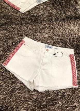 Джинсовые шорты new look