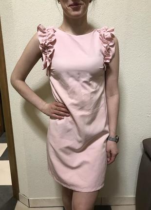 Ніжна сукня