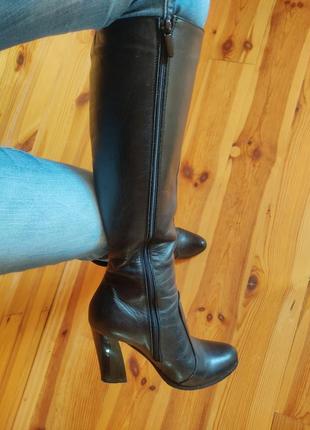Добротні жіночі шкіряні чоботи з пряжкою єврозима розмір 39-40 зручний каблук