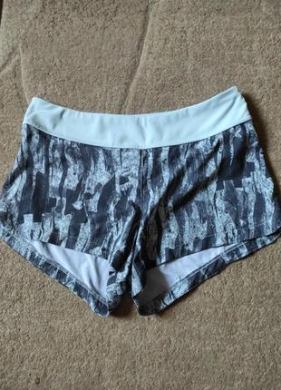 Шорти
