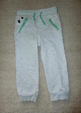 Спортивные штаны на 12-18 мес