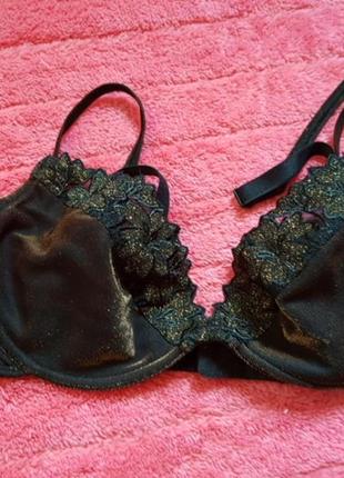 Бюстгальтер wonderbra с переливом