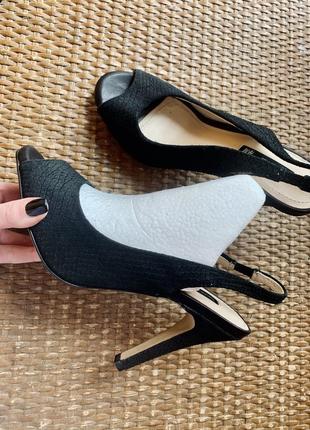 Шикарні босоніжки 🌟