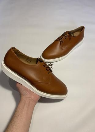Мужские оригинальные красивые туфли броги dr martens torriano 47