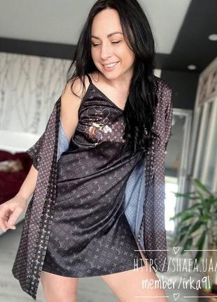 Шелковая ночнушка с халатом с принтом mickey