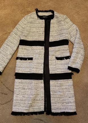 Летнее пальто  в стиле chanel