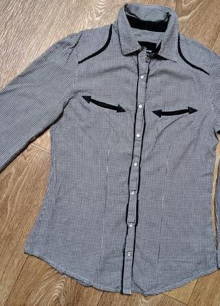 Рубашка в мелкую клетку