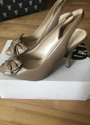 Шикарные босоножки nine west 37,5р