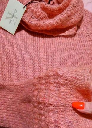 Свитер с ажурной горловиной