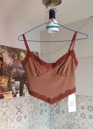 Топ с кружевом