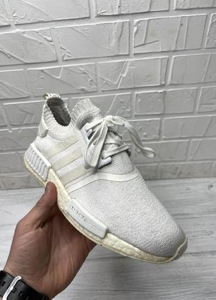 Белые кроссовки adidas nmd boost2 фото