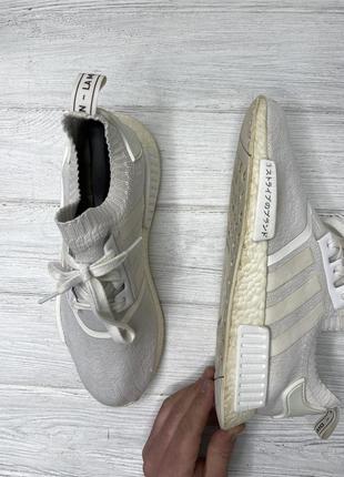 Белые кроссовки adidas nmd boost10 фото