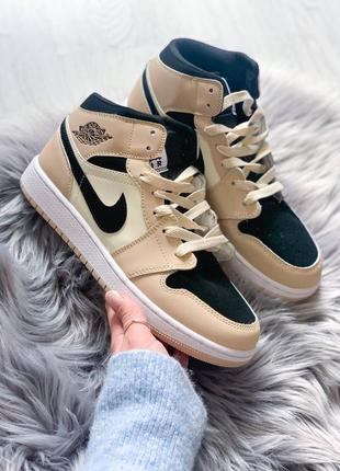 Кроссовки женские найк nike windows air jordan retro 1 beige black