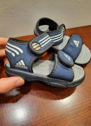 Босоножки adidas на мальчика