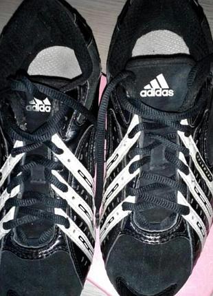 Кросівки замшеві фірмові