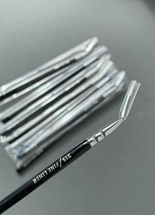 Кисть Zoeva 317 wing liner