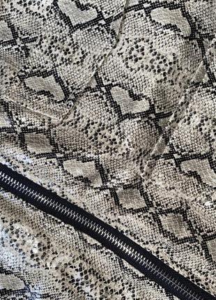 Шикарная юбка с принтом питона змеи оригинал бренд boohoo3 фото