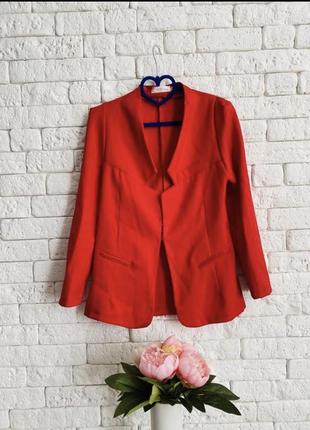 Красный пиджак строгого кроя, красный блейзер4 фото