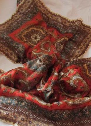 Подарок к покупке от 500 грн шелковый платок в народном стиле