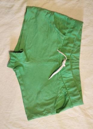 Шорты трикотажные по бирке размер м